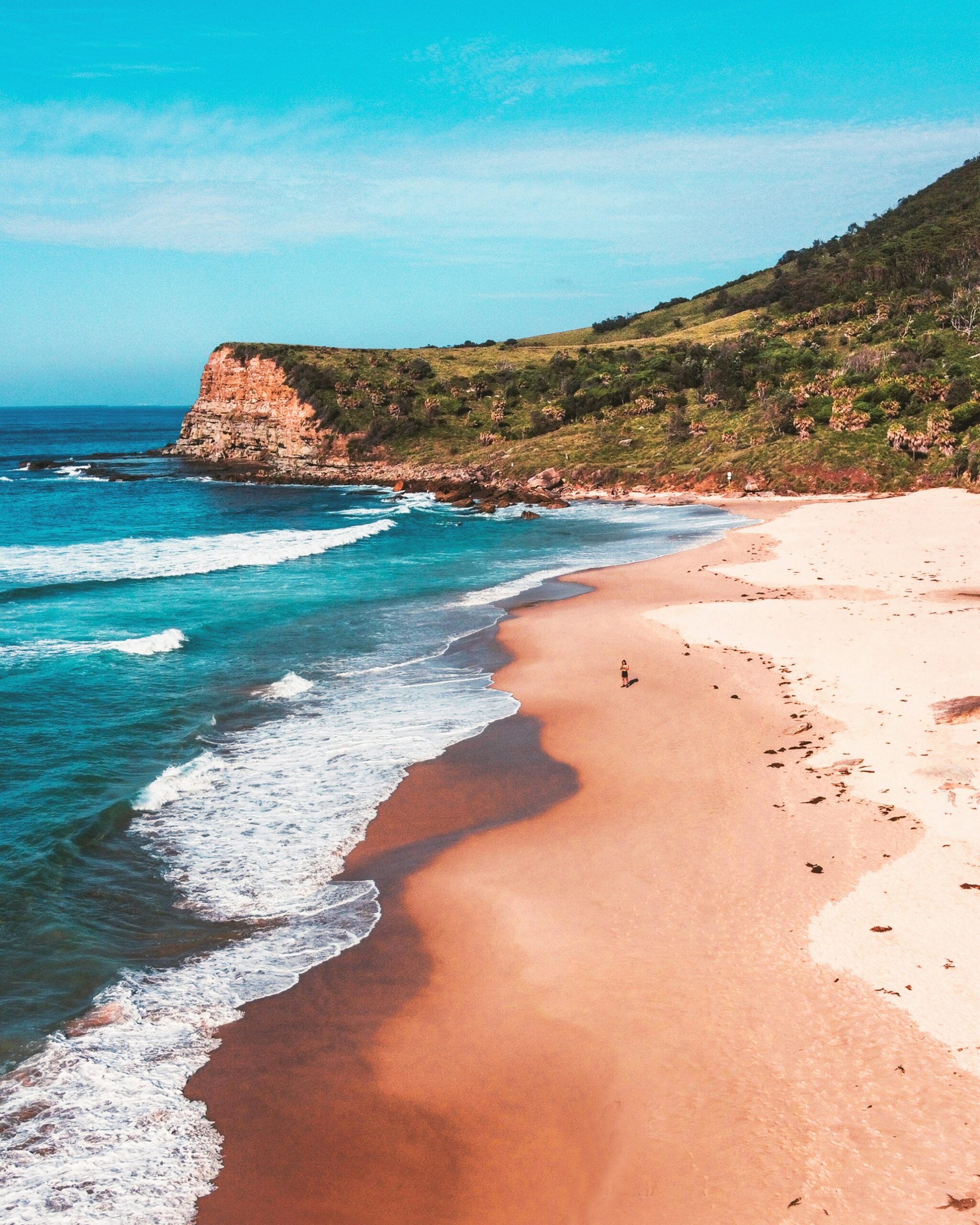 The colorful beaches of Australia shine in certain seasons